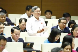 Diputados vietnamitas debaten sobre ingresos de funcionarios y empleados públicos 
