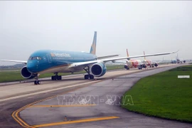 Vietnam reanuda vuelos regulares con 19 países y territorios