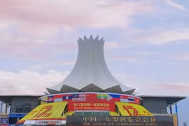 Exposición y cumbre de negocios impulsan nexos comerciales entre ASEAN y China