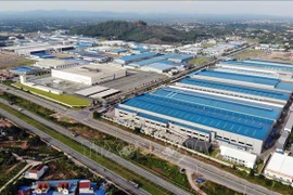 Buscan atraer más inversiones a zonas industriales de Hanoi