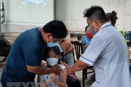 Vietnam registra más de dos mil nuevos casos de COVID-19