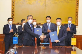 Sun Group y Vietnam Airlines se unen para traer vietnamitas a casa desde Ucrania