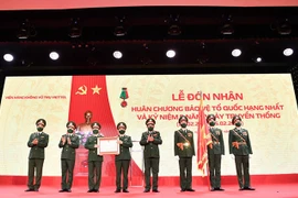 Honran al Instituto Aeroespacial de Viettel por sus contribuciones a la protección del país