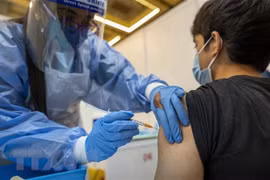 Detectan cinco casos más de variante Omicron BA.5 en Malasia