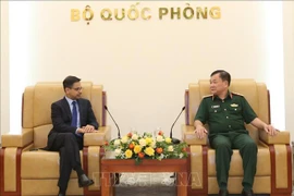 Viceministro de Defensa de Vietnam recibe a saliente embajador indio 