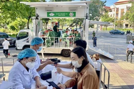 Vietnam registra mil 805 nuevos casos de COVID-19