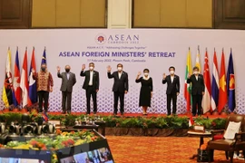 Vietnam propone consolidar una comunidad de ASEAN resiliente