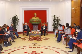 Aprecia Vietnam lazos con el Reino Unido en transformación energética