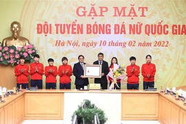 Premier de Vietnam alaba triunfo de selección nacional de fútbol femenino