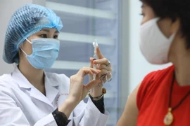 Disminuyen casos diarios de COVID-19 en Vietnam