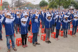 Vietnam fomenta implementación de leyes contra violencia infantil