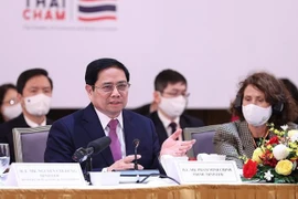 Efectúan Foro Empresarial de Vietnam