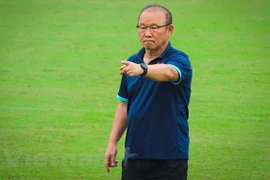 Entrenador sudcoreano no renovará contrato con selección de fútbol vietnamita