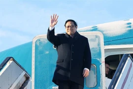  Primer ministro llega a Bruselas para la Cumbre conmemorativa de nexos ASEAN - UE