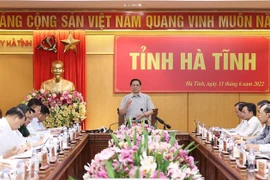 Premier vietnamita pide a Ha Tinh promover inteligencia y valentía del pueblo