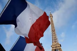 Celebran en Hanoi el 233 aniversario del Día Nacional de Francia 