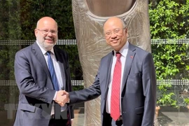 Fortalecen cooperación entre localidades vietnamita y francesa