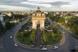 Banco Mundial baja su pronóstico de crecimiento económico de Laos 