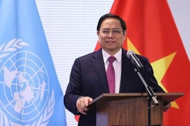 Instan a promover papel de Vietnam en solución de asuntos bilaterales y multilaterales
