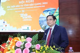 Exhorta premier vietnamita a promover inversiones en provincia de Hau Giang 