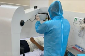 Empresa vietnamita dona equipos médicos antipandémico a Ciudad Ho Chi Minh