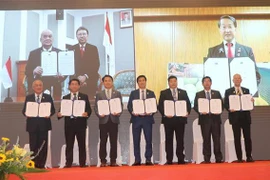 En Vietnam conferencia de gobernadores provinciales del Foro Interregional de Turismo 