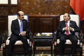 Vietnam otorga importancia a la cooperación multifacética con Qatar