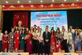 Impulsan cooperación multifacética entre Vietnam y Reino Unido