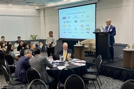 Australia y Vietnam promueven cooperación comercial y de inversión