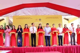 Exposición de antigüedades de las ciudadelas de dinastía Le de Vietnam