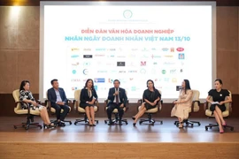 Honrarán empresas destacadas de Hanoi en noviembre próximo 