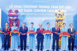 Presidente vietnamita asiste a inauguración del Centro de Datos CMC Tan Thuan