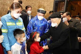 Máximo dirigente partidista de Vietnam felicita al pueblo de Hanoi por Año Nuevo Lunar