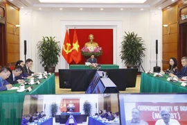 Fomentan relaciones entre Partidos Comunistas de Vietnam e India