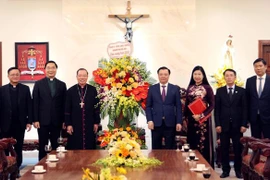 Dirigente de Hanoi extiende saludos a católicos locales por Navidad