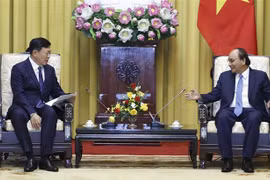Presidente de Vietnam propone a grupo Lotte aumentar inversiones en país 