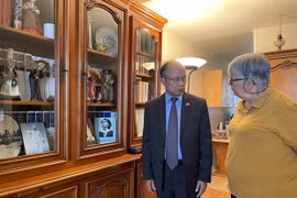 Embajador vietnamita transmite mensajes de condolencias a familia de Raymonde Dien