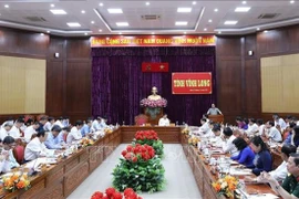 Premier insta a Vinh Long a aprovechar al máximo su potencial