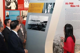 Reviven recuerdos de la victoria “Hanoi-Dien Bien Phu en el aire”