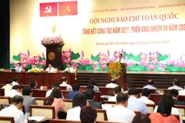 Instan a promover humanidad en el periodismo en una conferencia en Hanoi