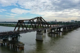 Puente Long Bien: huella de la arquitectura francesa en el seno de Hanoi