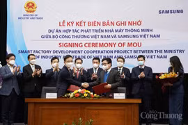 Ministerio vietnamita y Samsung cooperan para desarrollar planta inteligente