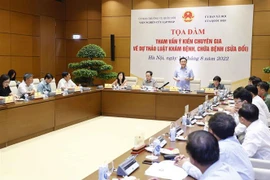 En Hanoi seminario para recopilar opiniones sobre modificación de la Ley de Examen y Tratamiento Médico