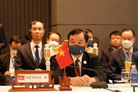 Vietnam llama a mantener la seguridad en el Mar del Este en ADSOM+
