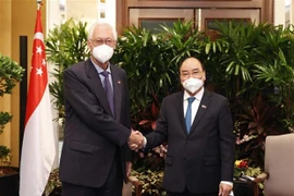 Presidente de Vietnam continúa su visita en Singapur con amplia agenda de encuentros