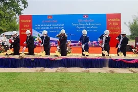 Vietnam ayuda a Laos a desarrollar sistema de riego