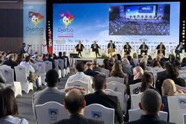 Participa Vietnam en Foro de Economía de la Francofonía en Túnez