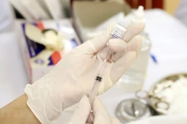 Exigen realizar encuesta sobre vacunación a niños mayores de cinco años en Vietnam