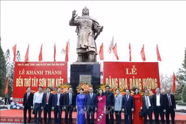 Presidente vietnamita asiste a inauguración de templo dedicado al rey Quang Trung 