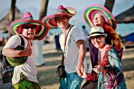 Aumentan casi 90 por ciento de turistas extranjeros en Vietnam